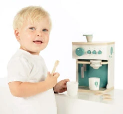 Voorkant 18 Voorkant -babyproducten label label groen houten espresso machine llwt 24869 1