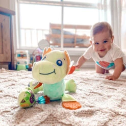 Playgro Sensory Friends Dusty Dragon Buggyspeeltje P0188473 -babyproducten playgro sensory friends dusty dragon buggyspeeltje p0188473 .3